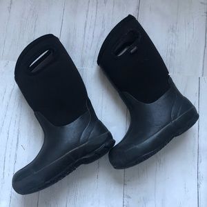 Kids weather proof water proof insulated boots